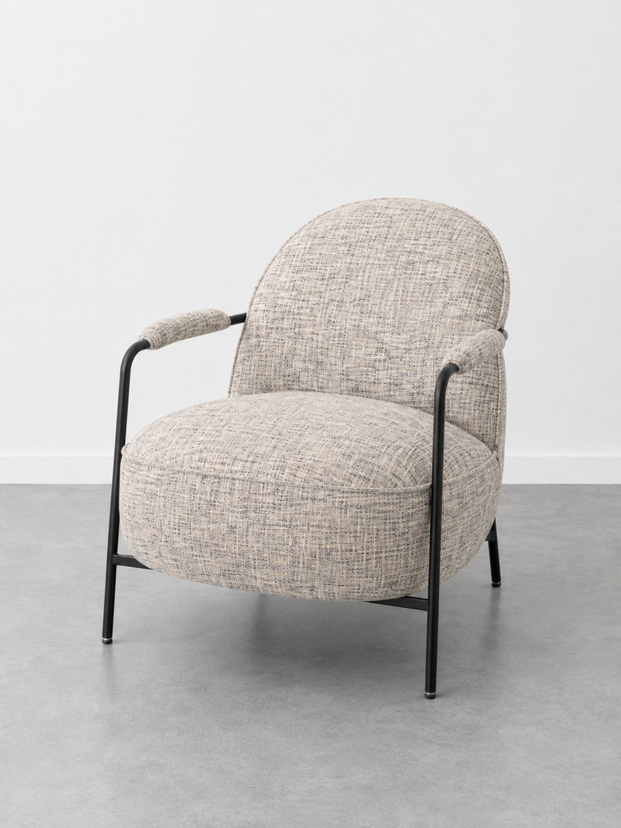 Sillón Lina gris con estructura de caño negro